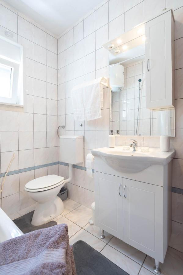 Apartman Bili Solin Exterior photo